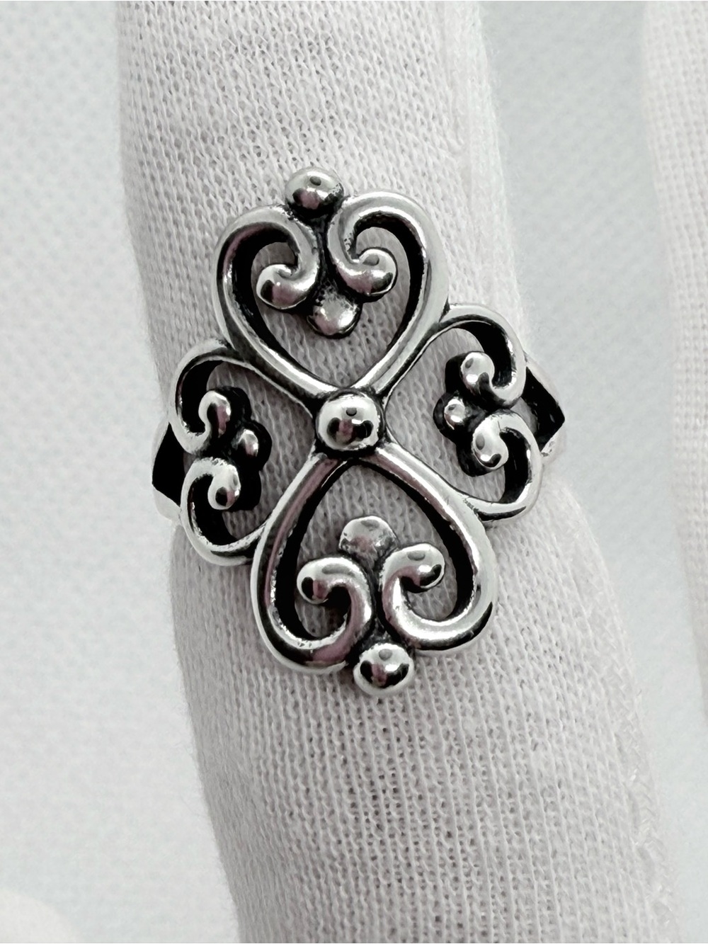 Antique-Style Silver Filigree Women’s Ring - Silver